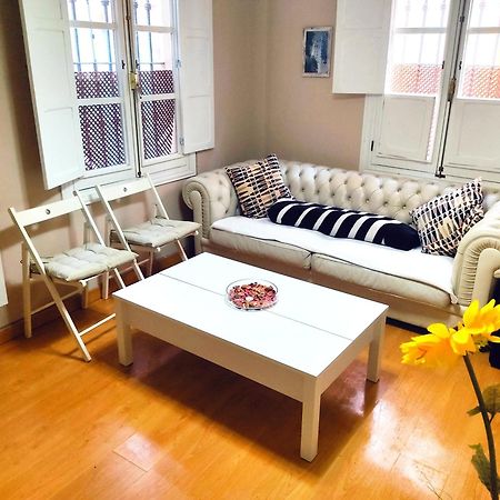 Apartamento En El Centro Para 4 Personas セビリア エクステリア 写真
